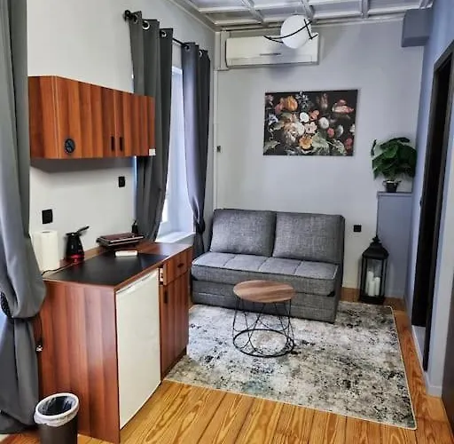 Апартаменты Deisisroomnafplio Zeus στ κέντρο του παλιο *