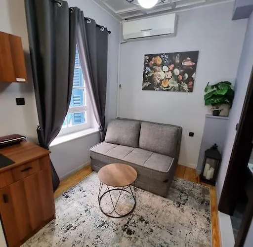 Deisisroomnafplio Zeus στ κέντρο του παλιο * Нафплион